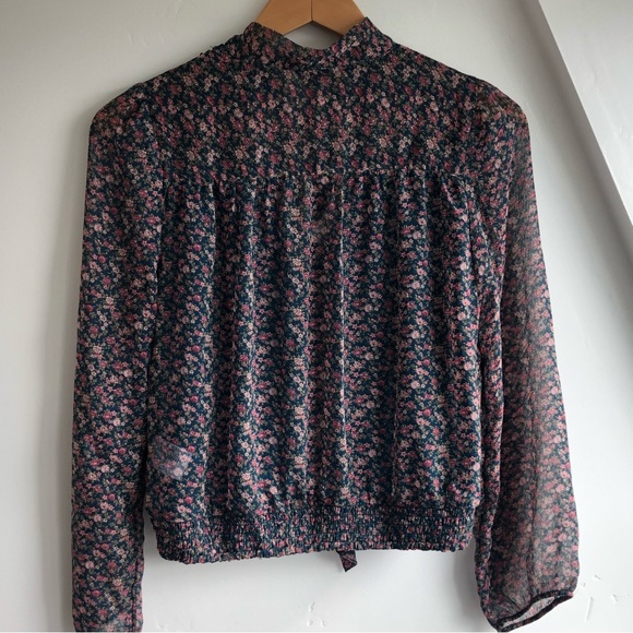 American Eagle Floral Tie Front Floral Button Dwn Blouse Smocked Waist Top Sz S - Picture 10 of 14